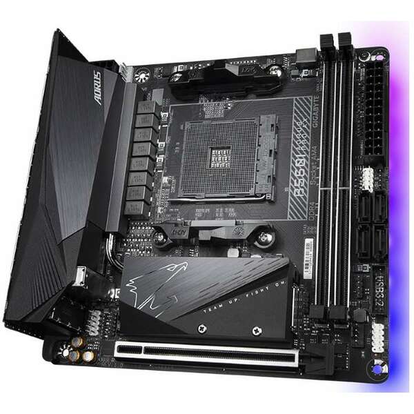 GIGABYTE B550I AORUS PRO AX rev. 1.0