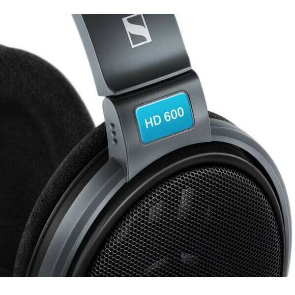 SENNHEISER HD600