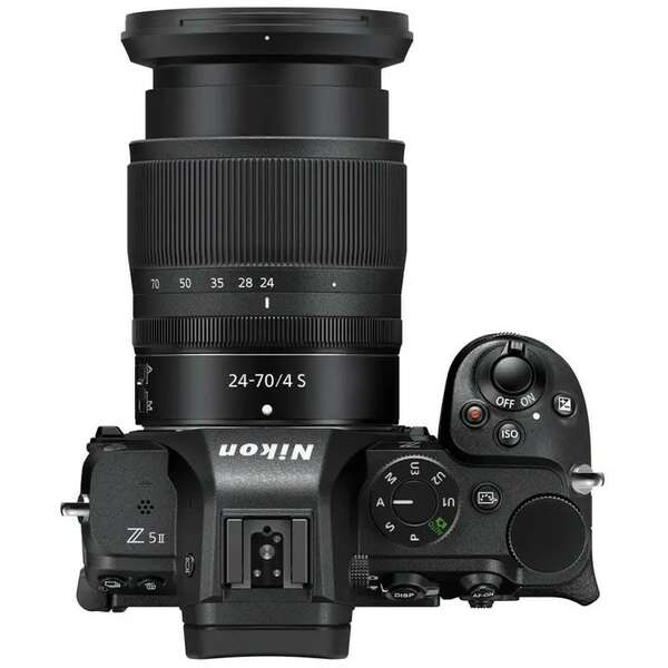 NIKON Z5 II + 24-70mm f/4