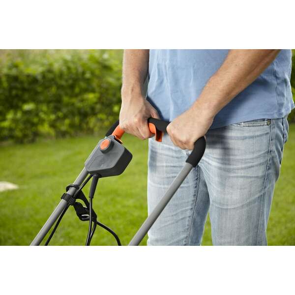 GARDENA Elektricna Kosilica PowerMax 32cm/1100W