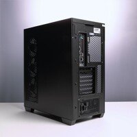 VESA Predator Ryzen 7 7800X3D/32GB/M.2 2TB/RX9070XT 16GB/750W