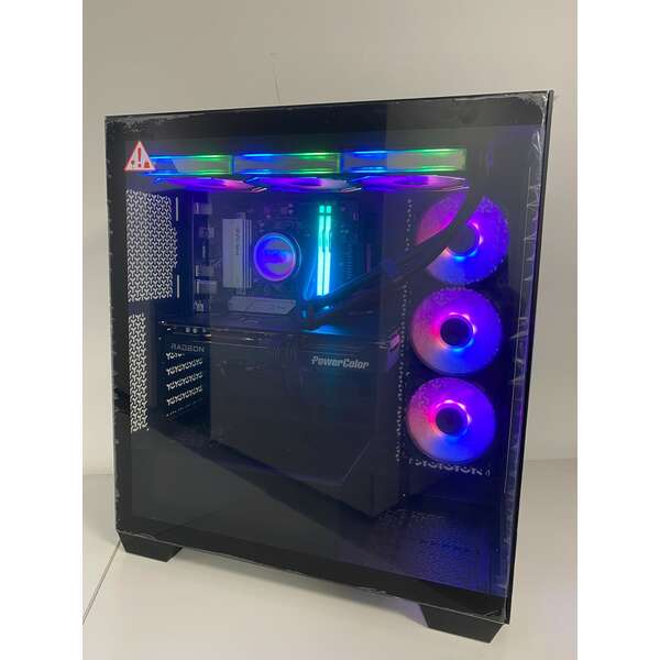 VESA Predator Ryzen 7 7800X3D/32GB/M.2 2TB/RX9070XT 16GB/750W