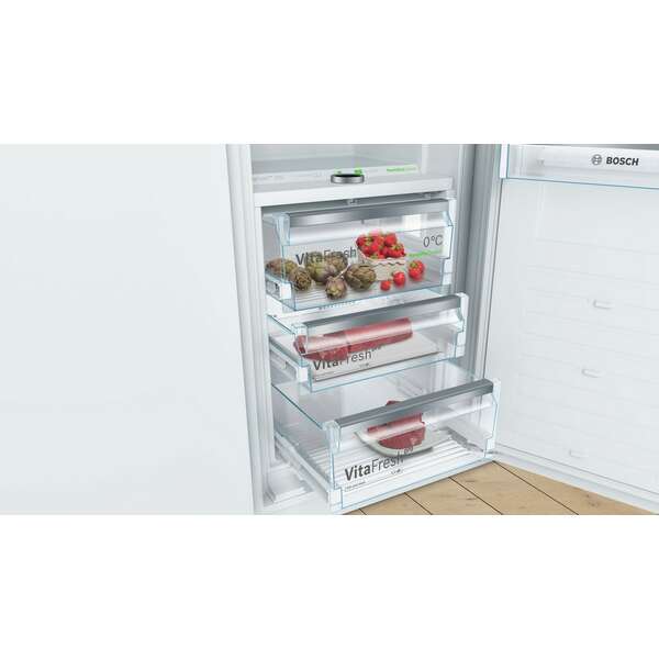BOSCH KIF82PF30