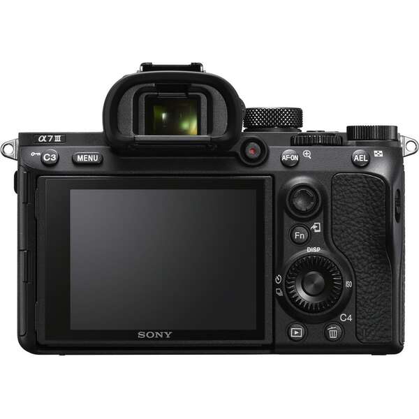 SONY Alpha A7M3 + 24-105mm