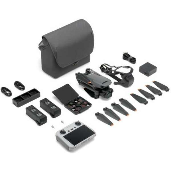 DJI Mavic 3 Pro Fly More Combo(DJI RC)