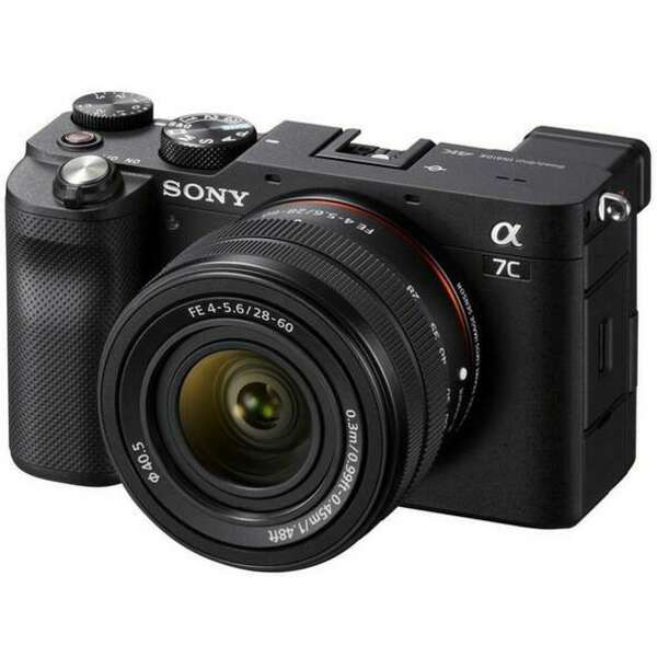 Sony ILCE-7CLB (crni, sa 28-60mm)