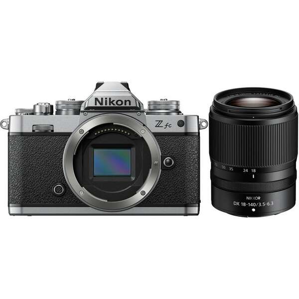 NIKON Zfc + 18-140mm VR