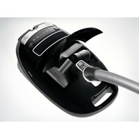 MIELE COMPLETE C3 SCORE Black