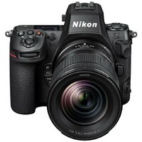 NIKON Z8 + 24-120mm f/4