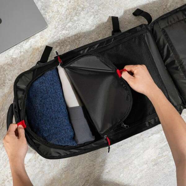 TOMTOC NAVIGATOR T66 TRAVEL LAPTOP BACKPACK BLACK 17