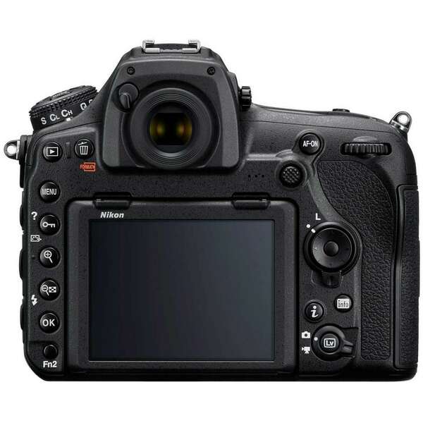 NIKON D850