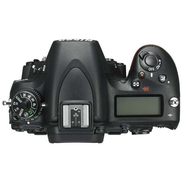 NIKON D750