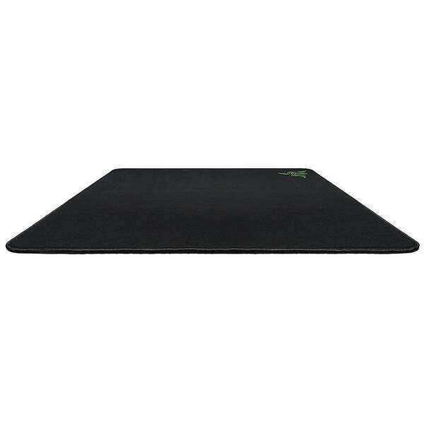 RAZER Gigantus gejmerska podloga za misa crna