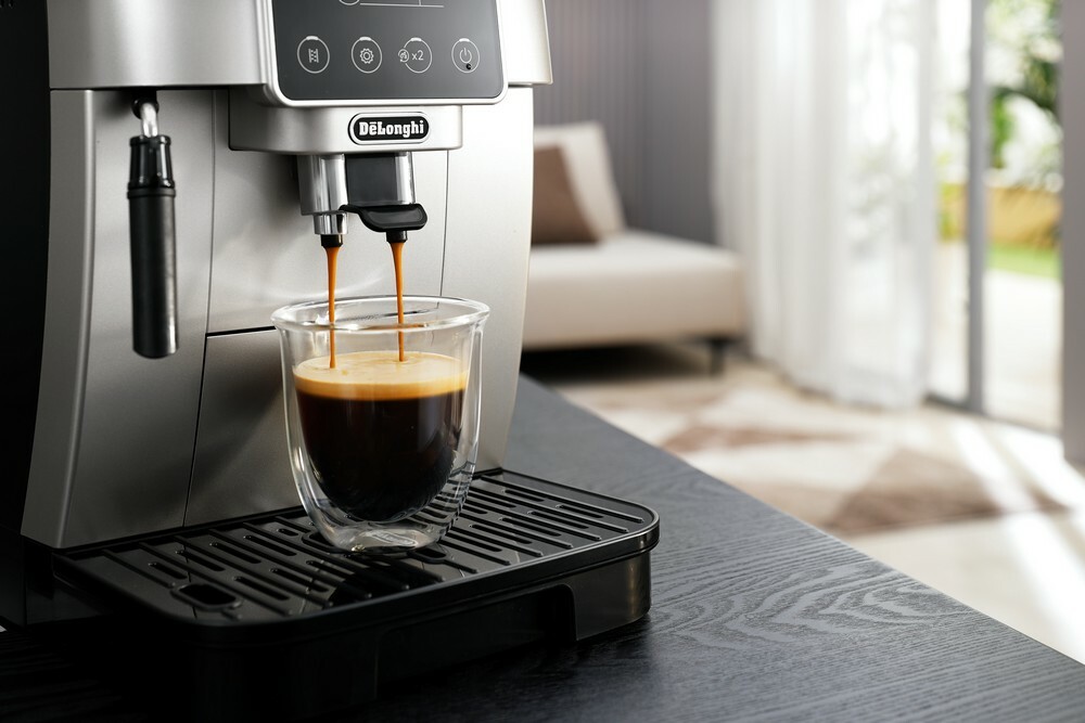 DELONGHI Magnifica start ECAM220.30.SB APARAT ZA KAFU