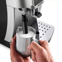 DELONGHI  Magnifica start ECAM220.30.SB