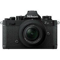 NIKON Zfc + 16-50mm f / 3.5-6.3 VR + 50-250mm f / 4.5-6.3 VR DX (crni)