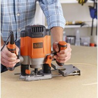 BLACK & DECKER KW1200E-QS FREZER 1200W  6.35 MM